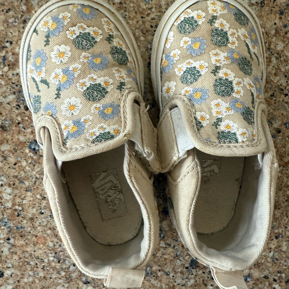 Vans Floral Canvas Kids Asher slip on sneaker